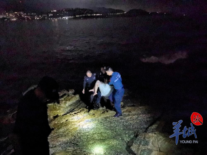 女子欲跳海轻生,深圳海警紧急救助