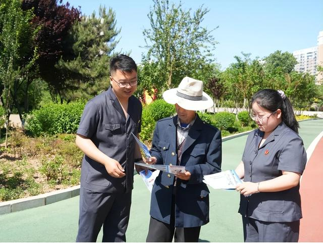 涉县法院开展《反有组织犯罪法》实施两周年宣传活动