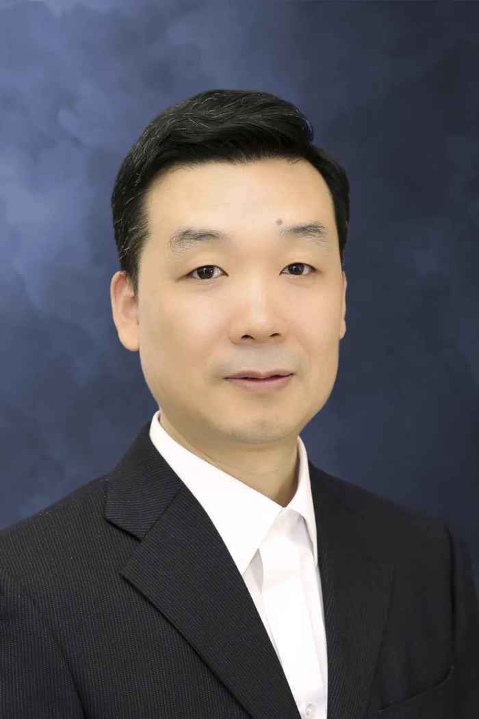 乔宇教授个人简历获奖理由:鉴于董彬教授在图像处理及数据分析中的