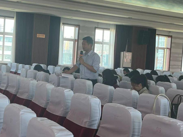 祥和中学教师王丽执教二轮复习课《气候对生产生