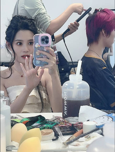 动态小彤… 下半场等你～ 都来看 pel春季总决赛!