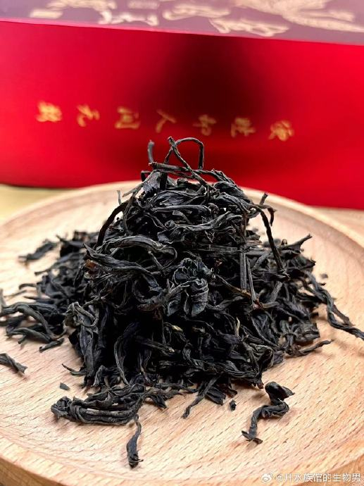 桐木关的野生红茶,我先试试 价格还没出