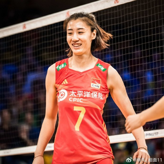 第一局王媛媛拦网5分|王媛媛|拦网|世界女排_新浪新闻