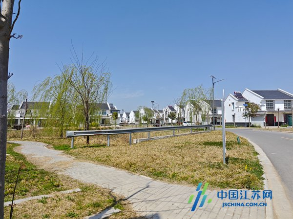 盐城响水县黄圩镇纪委:开展环境督查 扮靓乡村颜值