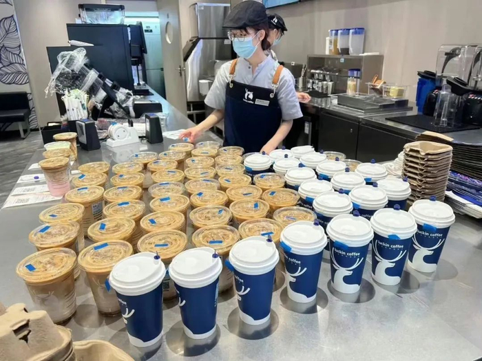 星巴克下一站,在村口卖奶茶?