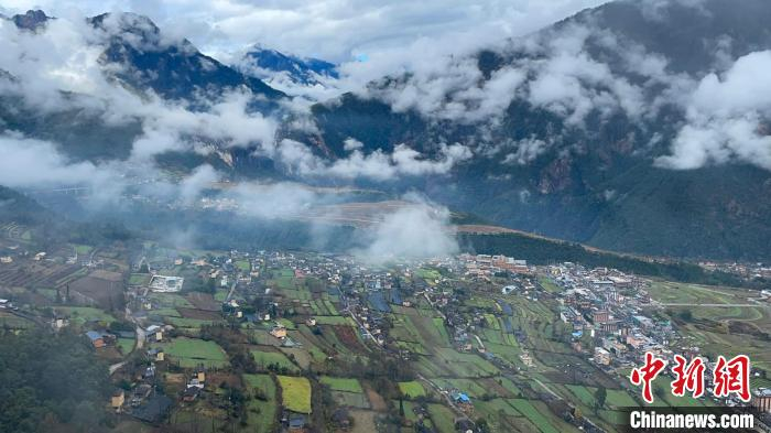 多位国际知名探险家将"勇闯"云南怒江大峡谷