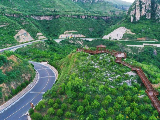 武安市白云大道获评全国"十大最美农村路"