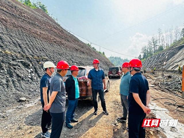 红网时刻新闻通讯员 张平瑞 报道为坚决防范遏制交通建设领域安全生产