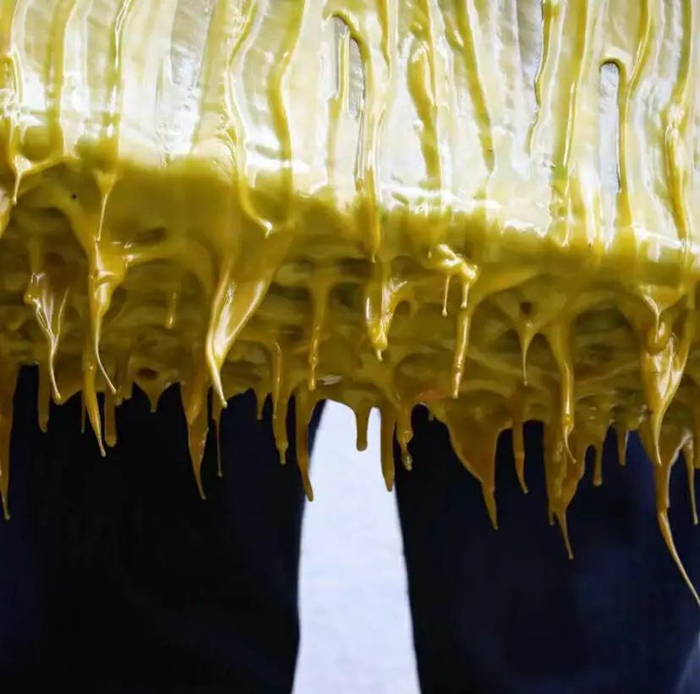 "尿渍"牛仔裤卖爆,dirtyfit圈都玩这么脏?