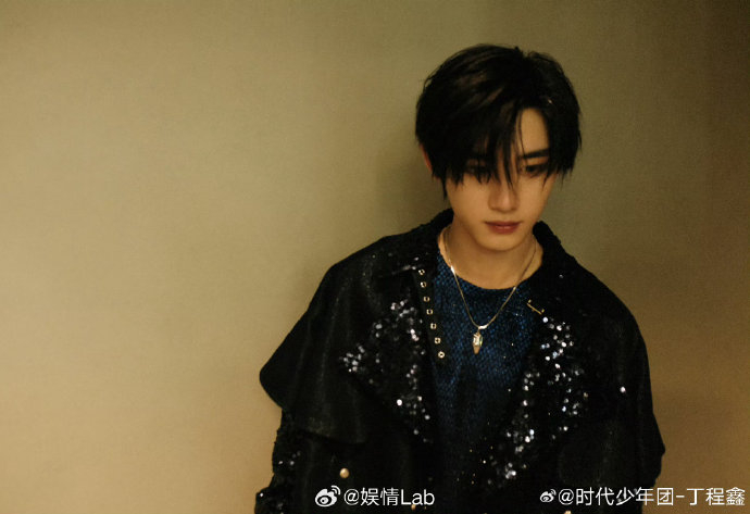 原来@时代少年团-丁程鑫 童年的味道是粽子粘白糖!