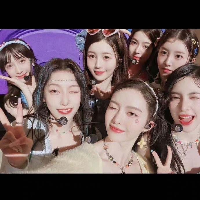 RED即Red Era Diva,今日正式官宣!|张艺兴|这就是街舞|华语音乐|探索者|女团_新浪新闻