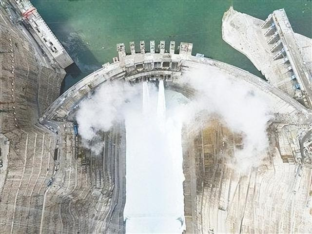 奋进新征程 勇担新使命 "建"功新时代——写在郑州建设集团揭牌之际