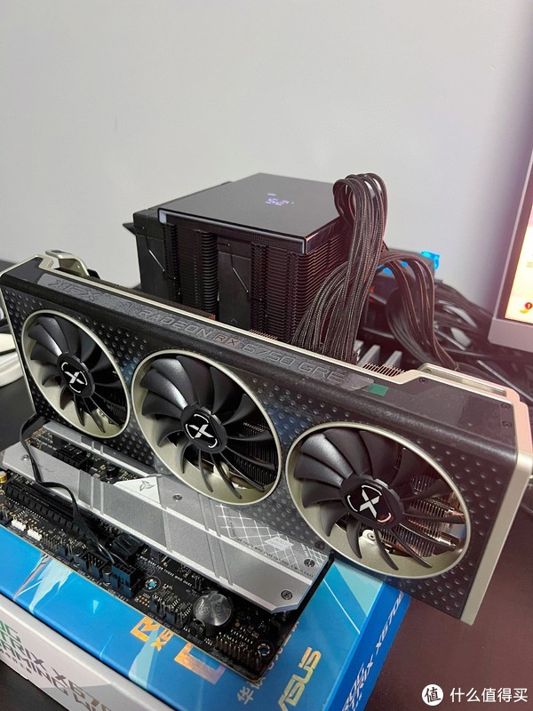 【评测】优秀,但已是过客——amd radeon rx 6750 gre 12gb显卡开箱