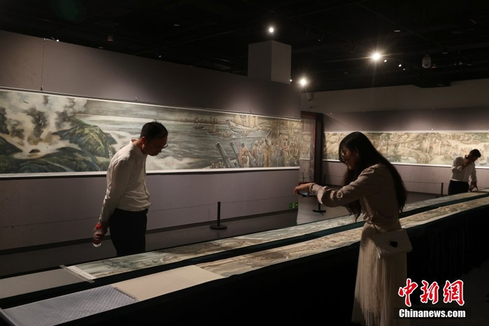 钟开天《郑和下西洋》500米长卷北京首展 打开600年"侨蕴"华章