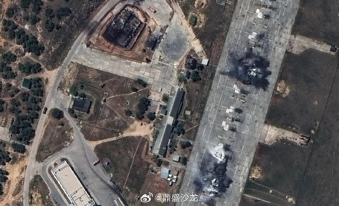 俄罗斯克里米亚贝尔贝克空军基地被摧毁的米格31,米格29和机场设施