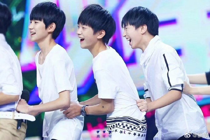 刀我别用tfboys06谁不怀念三小只啊06聚是一团火