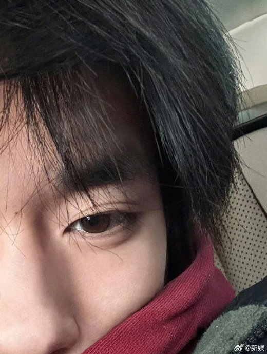 帅是一种感觉,没露脸都能把我们迷的死死的99下次记得多发点正脸照