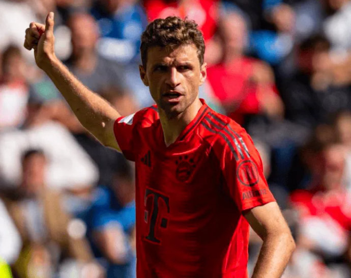 穆勒:也许我们需要不同类型的球员,需要教练做不同的事情