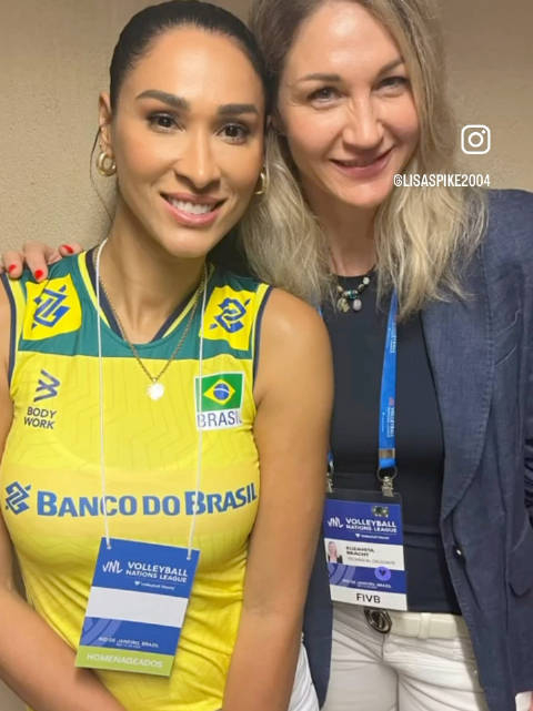 前俄罗斯女排名将蒂什申科(t9)作为国际排联的技术人员来到巴西站参与