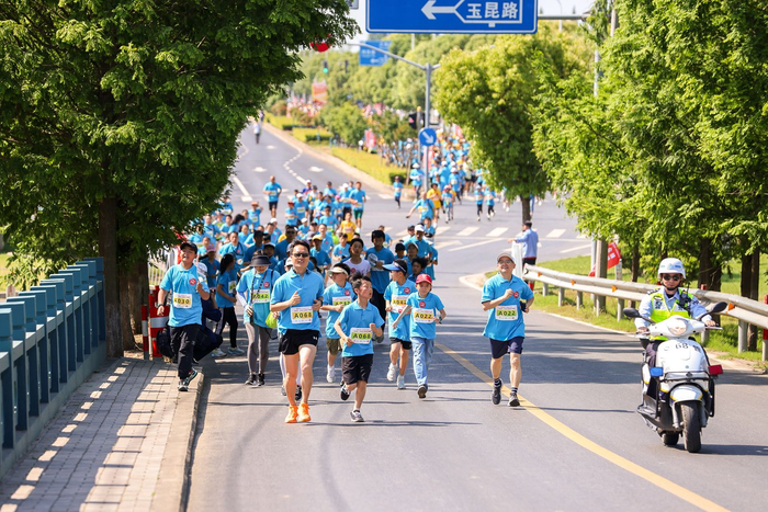 "沪上最美亲子跑"再度出发,助力小昆山镇打造"美丽经济"
