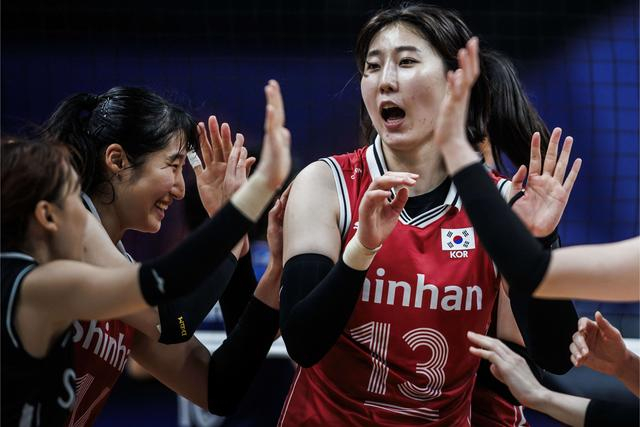 泰国女排12连败奥运出局!韩国终结30连败,1070天后世联赛再赢球