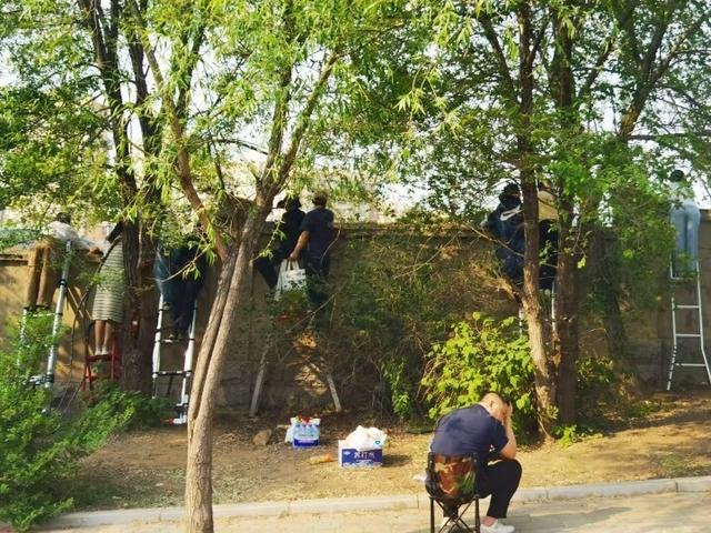 近日,鞍山中考体育测试在鞍钢高中体育场拉开帷幕.