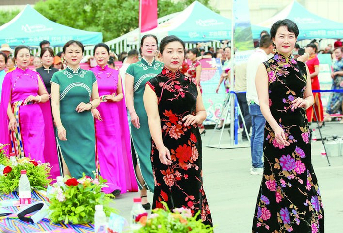 游起来   玩起来   乐起来