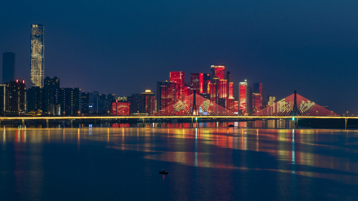 长沙城发泓盈集团:深耕城市运营服务,让城市生活更美好