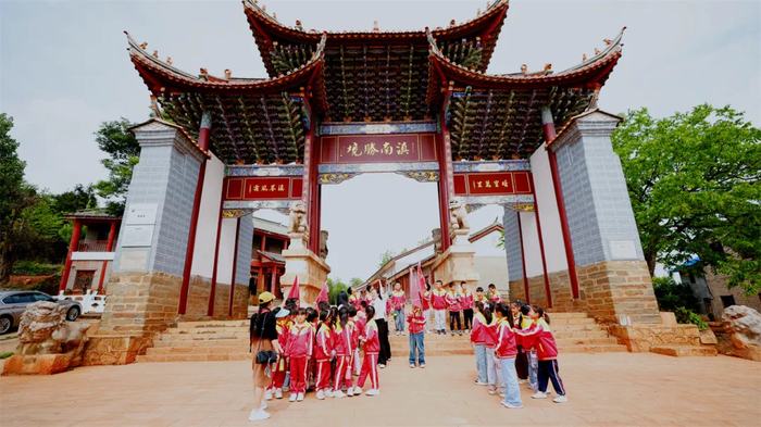 云南省曲靖市富源县委教育体育工委多措并举构建"大思政"育人体系