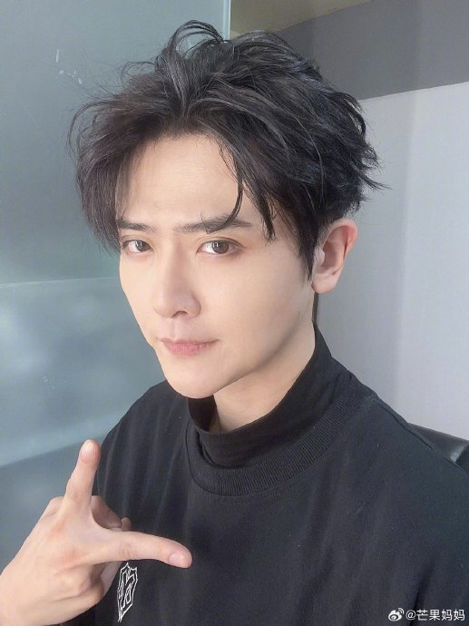 好小众的知识里饰演二皇子的刘端端不仅能演能唱…|佟丽娅|雷佳音|庆余年2|赤脚|同学_新浪新闻