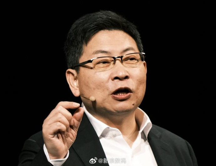 "此前,周鸿祎曾称余承东给公司省了十几个亿的市场营销费用,余承东则