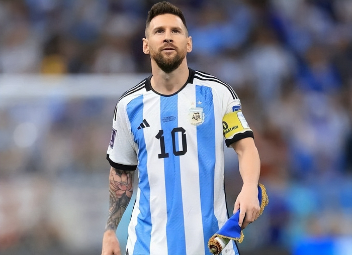 24岁曼城神锋确认参赛,夺冠=大满贯|美洲杯|马丁内斯|梅西_新浪新闻