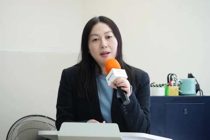 3月21日下午，郑晶晶律师参与实务研讨会，探讨网络暴力应对策略。 受访者供图