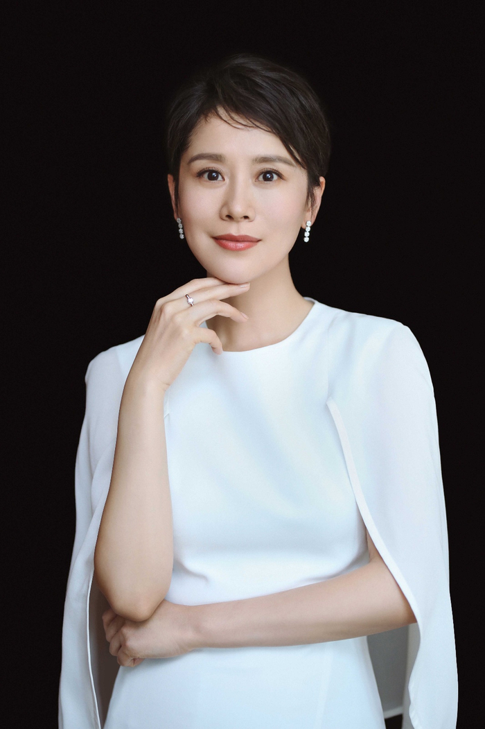 江苏星光璀璨:盘点江苏籍女明星|江苏|张馨予|陶虹_新浪新闻