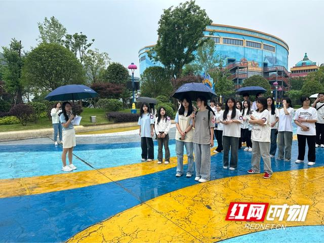 "沉浸式"职业体验 为毕业生"职"引未来