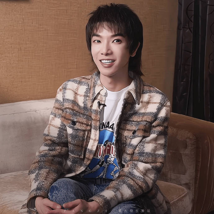 演唱会是谁不清楚,但香港采访已被我们炸拿下|演唱会|香港|华晨宇