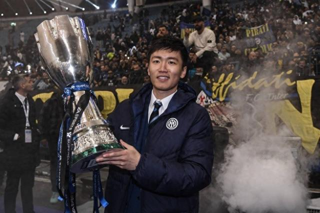 媒体人:张康阳是优秀的俱乐部管理者,但不是一个成功的商人