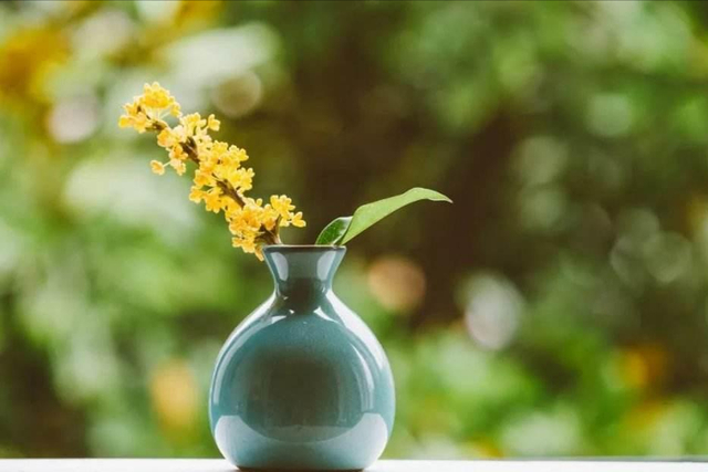 永远不要在别人说这4件事时多嘴,这是你的修养和高情商