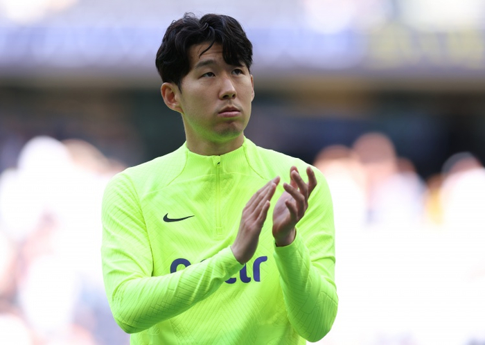 孙兴慜:不会介意在球场上的位置,就算教练安排我去守门也没问题