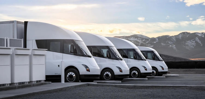 tesla semi 交付量|特斯拉|卡车|电动卡车_新浪新闻