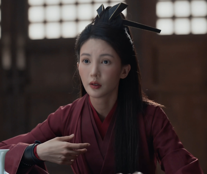 "叶灵儿"原演员发声!被换角直言受打击,金晨被质疑抢好友角色