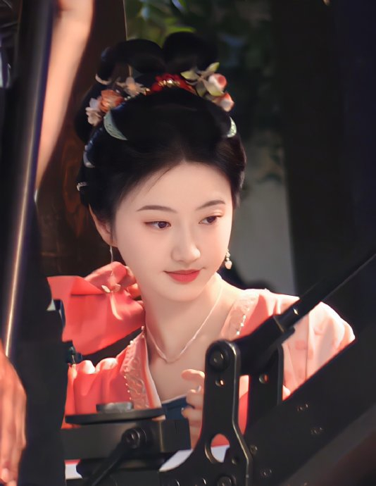 景甜《似锦》姜似路透 小说中的京城第一大美人