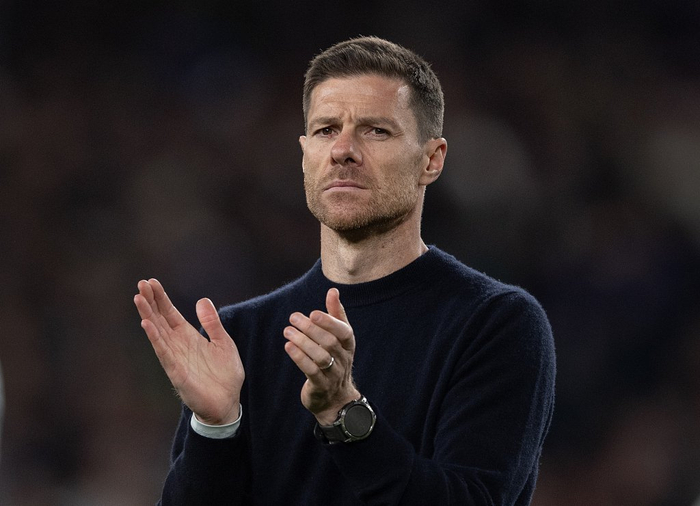 下赛季或许对阿隆索才是真正的锤炼。