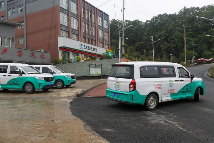 直击→毕节一地公交线路运营之后