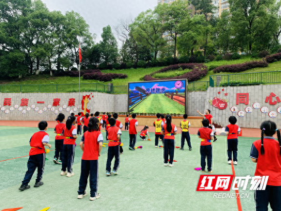 石鼓区体育学科带头人教研活动在五一路小学举行