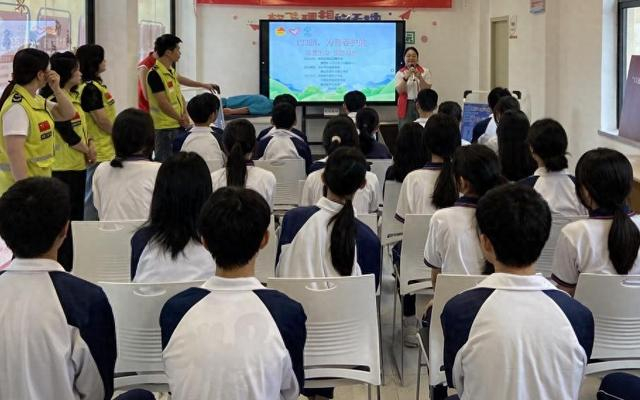 织密扎牢防溺水"安全网"!汕头井都镇党群服务中心举办防溺水专题培训