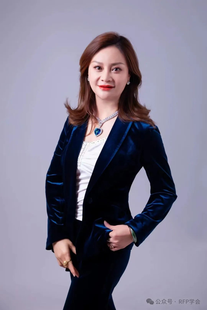 【荣耀时刻】第六届第一财经·rfp理财精英评选最终获奖名单发布