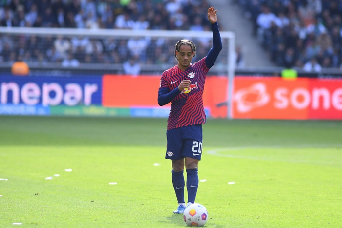 图片报:和巴黎关系好 红牛擅营销,莱比锡很有机会再留西蒙斯1年