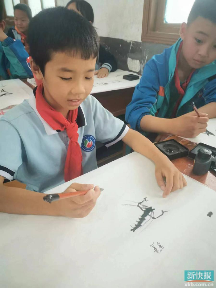 教育交流促振兴 爱心涓涓鼓干劲|小学|教育|爱心_新浪新闻