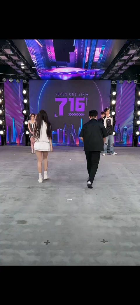 牌牌琦拒绝给辛巴打广告倒流 辛巴回归